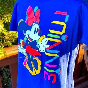 Minnie Mouse T-Shirt. The Disney Store. Size 2XL. Good Condition.